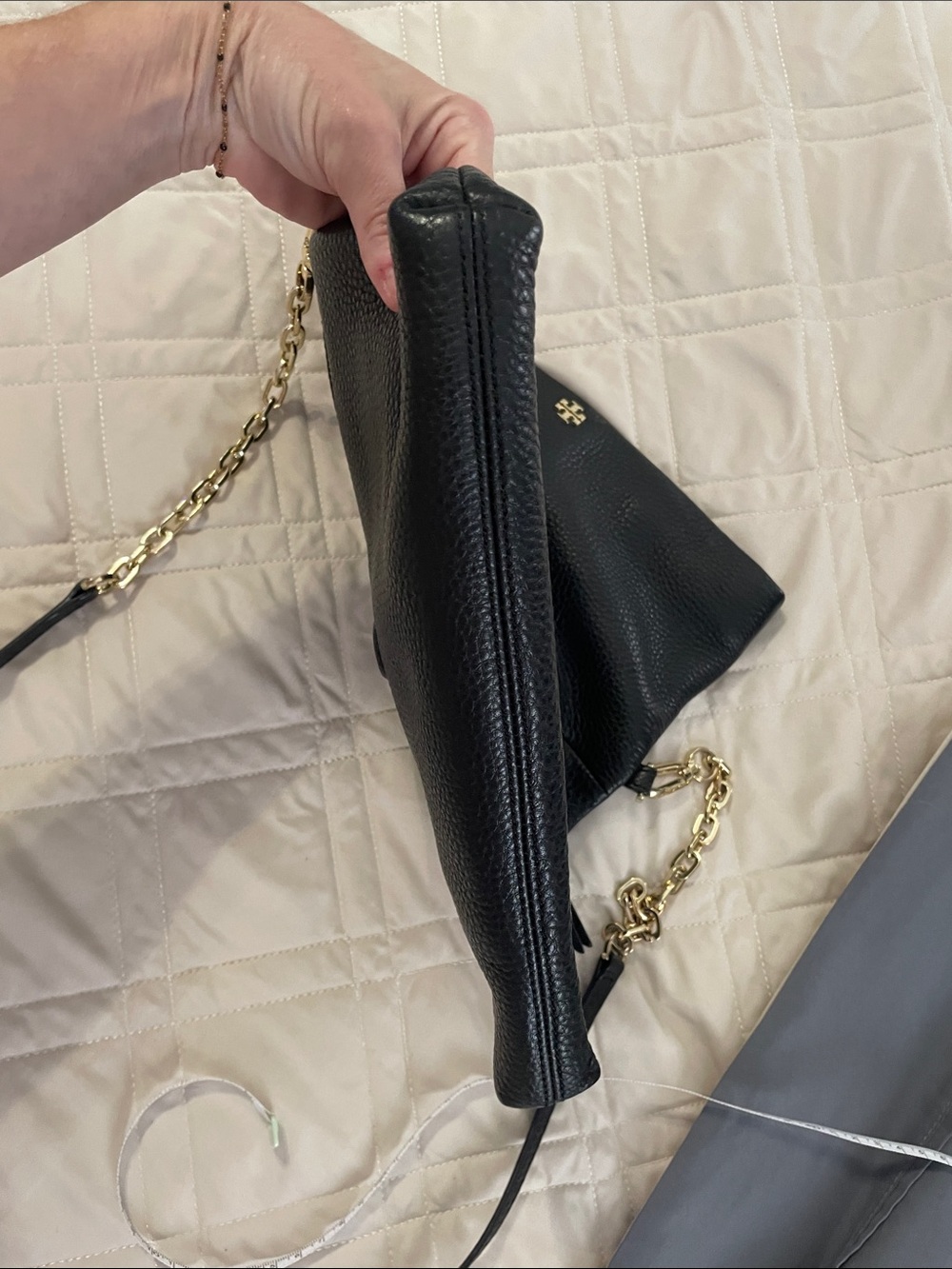 Tory Burch Black Pebbled Leather Fold-Over Crossbody with Gold Chain - Picture 8 of 9